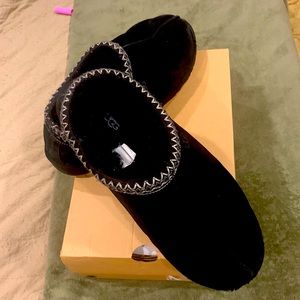 Ugg mens slippers priced to sell. No reduction sorry